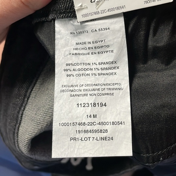 Lee high-rise relaxed fit no stretch soft black fade wash shorts in 14M - Picture 5 of 7